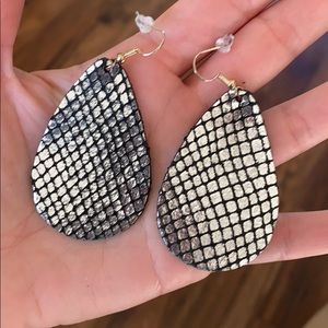 Leather earrings